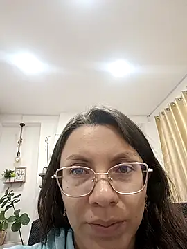 karlamorris  online show from October 2025 01:53:02 PM