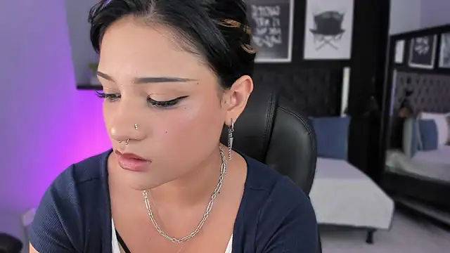 renee shelby  online show from March 2026 08:24:02 PM