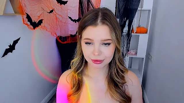 Snapshot of FollowLovee chatting on October 2025 11:55:01 AM FollowLovee online show from October 2025 11:55:01 AM