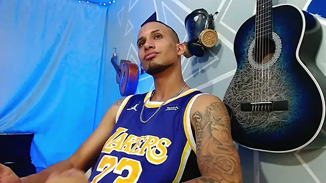 MagnusFrost online show from March 2025 12:05:01 AM