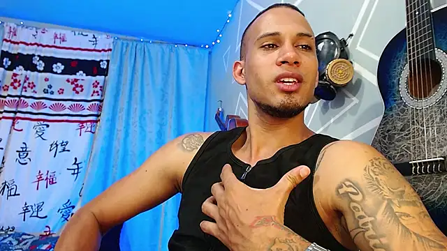 MagnusFrost online show from March 2025 02:37:02 AM