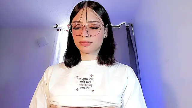 Valentina Alba online show from March 2025 09:56:01 PM