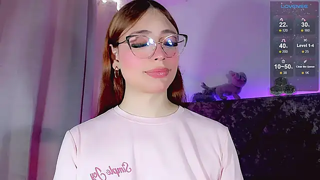 Valentina Alba online show from April 2026 03:42:02 PM