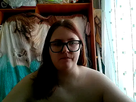 Snapshot of DesireMelissa chatting on April 2026 05:49:02 AM DesireMelissa online show from April 2026 05:49:02 AM