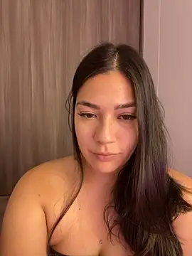 Latina vanessa online show from February 2025 10:37:01 PM
