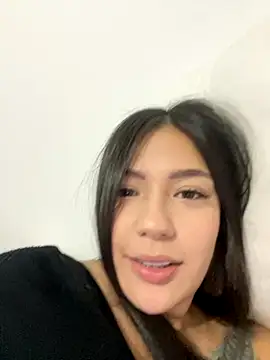 Latina vanessa online show from September 2025 02:22:01 AM