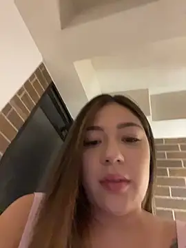 Snapshot of Latina_vanessa chatting on July 2026 03:11:02 AM Latina vanessa online show from July 2026 03:11:02 AM
