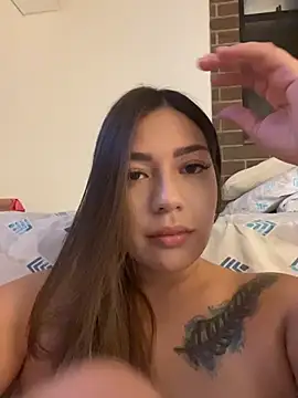 Snapshot of Latina_vanessa chatting on July 2026 01:10:02 AM Latina vanessa online show from July 2026 01:10:02 AM