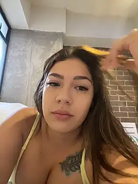 Snapshot of Latina_vanessa chatting on July 2026 10:01:02 PM Latina vanessa online show from July 2026 10:01:02 PM