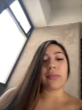 Snapshot of Latina_vanessa chatting on July 2026 09:25:02 PM Latina vanessa online show from July 2026 09:25:02 PM