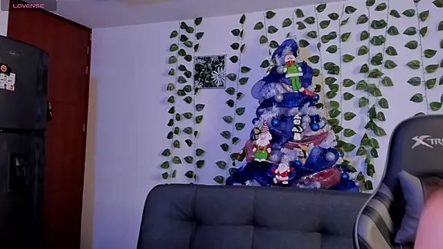 Amypond   online show from December 2024 04:43:01 PM