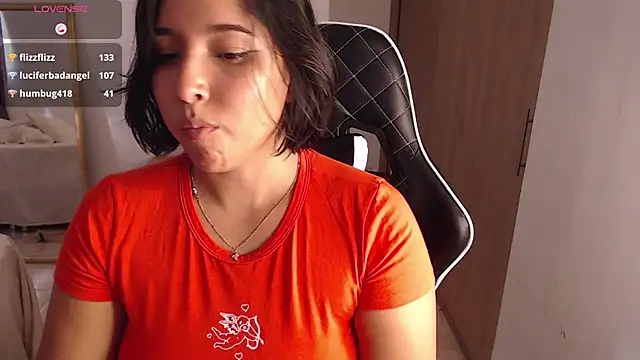 Zetrionn online show from December 2024 10:37:01 PM