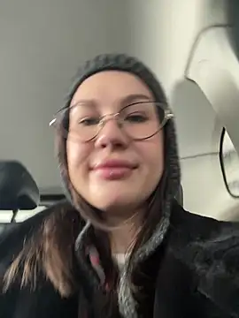 RinaCat online show from December 2025 05:50:02 AM