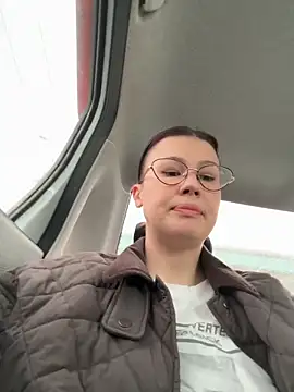 RinaCat online show from April 2026 05:52:01 AM