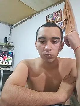 Snapshot of X_xtomas_x chatting on June 2026 01:59:02 AM X xtomas x online show from June 2026 01:59:02 AM