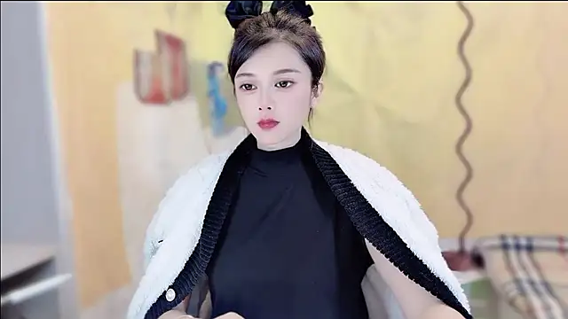 Snapshot of VIWVI chatting on November 2025 05:40:01 AM VIWVI online show from November 2025 05:40:01 AM