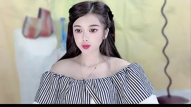 Snapshot of VIWVI chatting on May 2026 05:03:02 AM VIWVI online show from May 2026 05:03:02 AM