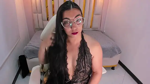 Karla hernandez  online show from March 2025 11:29:02 AM