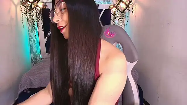 Karla hernandez  online show from October 2025 11:42:01 AM