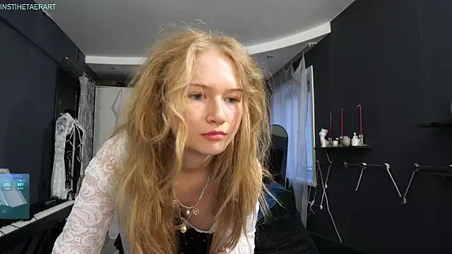 Alexandra Demore online show from May 2026 06:47:02 PM