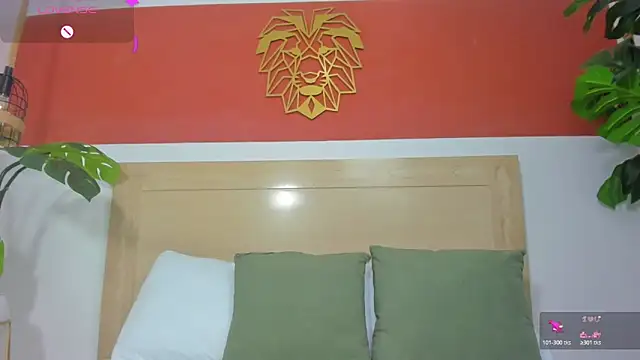 Snapshot of lili_cardenas_ chatting on February 2026 02:27:01 AM lili cardenas online show from February 2026 02:27:01 AM