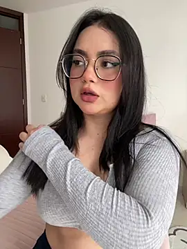 montmariana online show from February 2026 08:23:01 PM