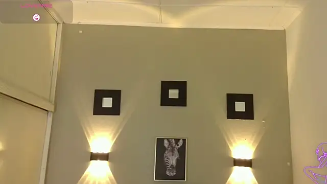 ashley Tompson1 online show from January 2025 12:27:01 PM