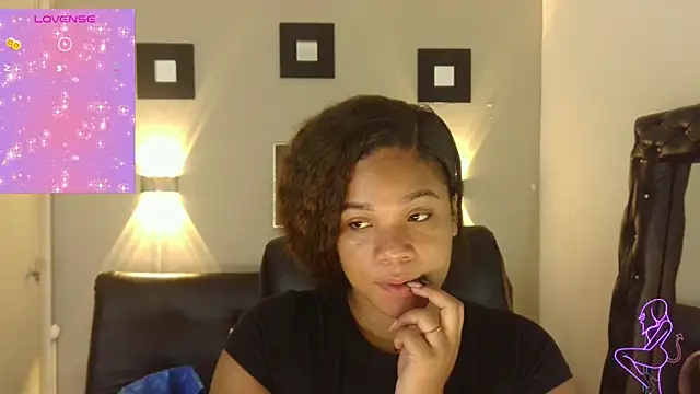 ashley Tompson1 online show from February 2025 12:18:02 PM