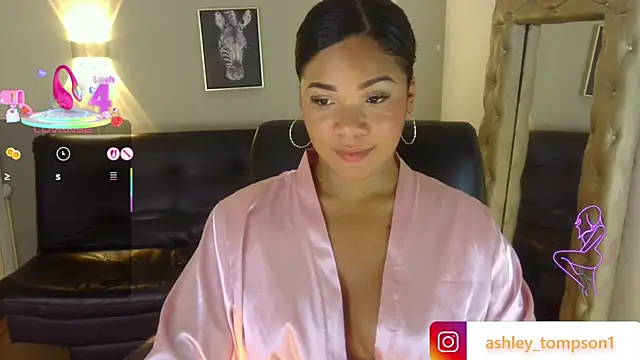 ashley Tompson1 online show from March 2025 03:20:01 PM