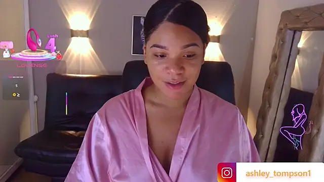 ashley Tompson1 online show from March 2025 12:36:02 PM