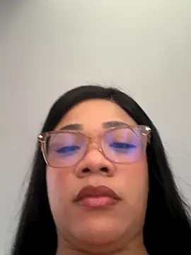 ashley Tompson1 online show from December 2025 01:31:02 PM