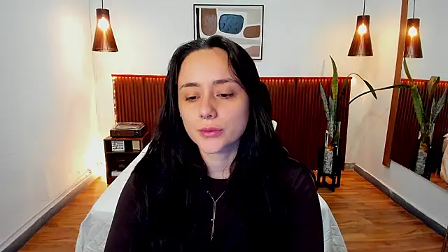 Snapshot of KatherineBond chatting on February 2026 05:44:02 PM KatherineBond online show from February 2026 05:44:02 PM