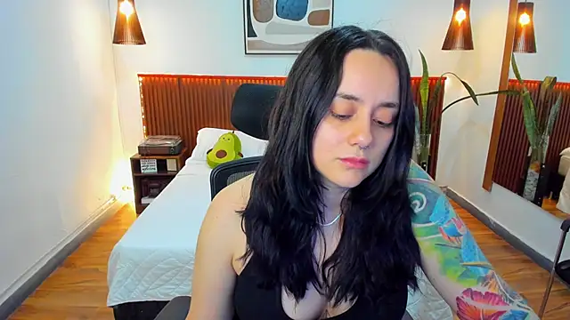 Snapshot of KatherineBond chatting on March 2026 06:36:01 PM KatherineBond online show from March 2026 06:36:01 PM