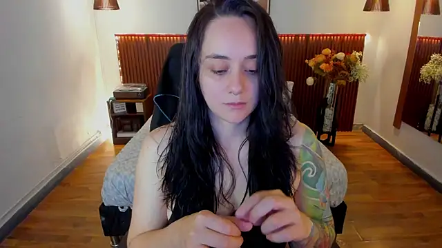 KatherineBond online show from May 2026 07:08:01 PM