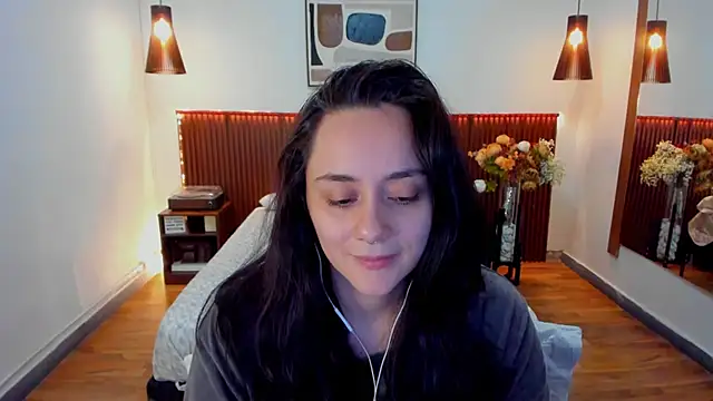 KatherineBond online show from May 2026 07:11:02 PM
