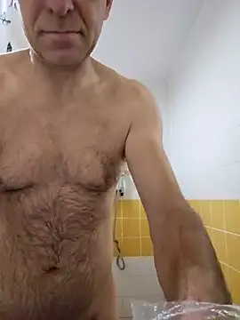 Snapshot of meateater1 chatting on January 2025 10:31:02 AM meateater1 online show from January 2025 10:31:02 AM