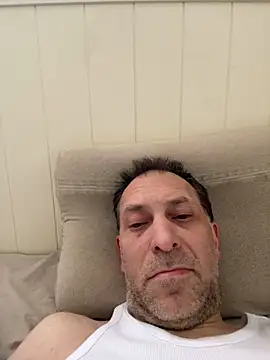 Snapshot of meateater1 chatting on February 2025 01:14:01 PM meateater1 online show from February 2025 01:14:01 PM