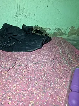 Priya Bong online show from February 2026 03:39:02 PM