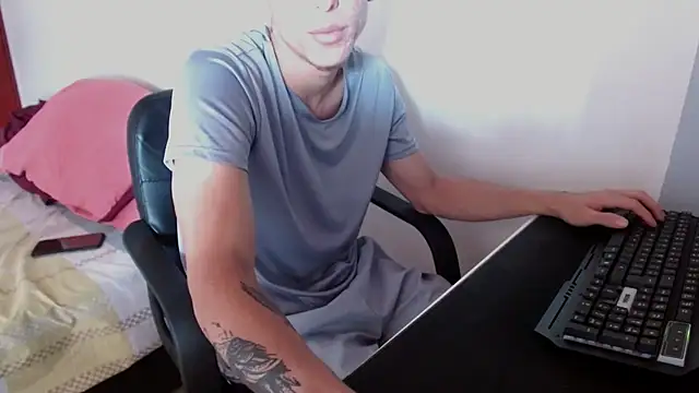 deividcloud36 online show from March 2025 06:51:01 PM