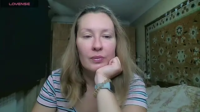 AnnaXLovers online show from September 2025 08:58:02 AM