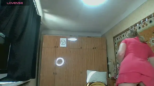 AnnaXLovers online show from November 2025 08:13:02 AM