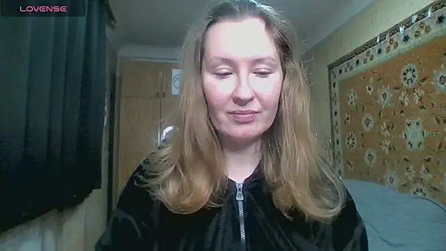 AnnaXLovers online show from December 2025 02:54:01 PM