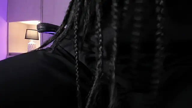 tamaraa smiith online show from September 2025 07:41:01 PM