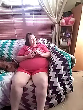Snapshot of Bayou_Woman68 chatting on June 2026 09:35:02 PM Bayou Woman68 online show from June 2026 09:35:02 PM