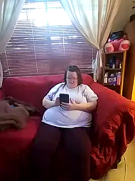 Snapshot of Bayou_Woman68 chatting on June 2026 01:32:01 PM Bayou Woman68 online show from June 2026 01:32:01 PM