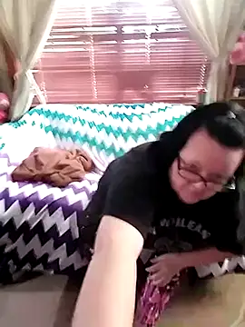 Snapshot of Bayou_Woman68 chatting on July 2026 10:12:01 PM Bayou Woman68 online show from July 2026 10:12:01 PM