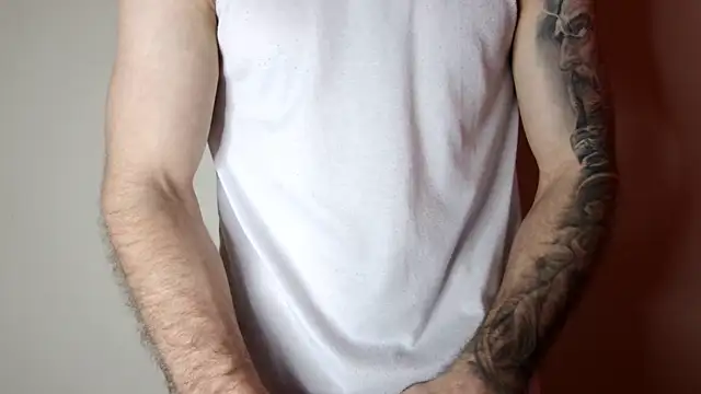 Snapshot of Kenner_fox77 chatting on March 2025 10:24:01 PM Kenner fox77 online show from March 2025 10:24:01 PM