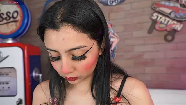 Snapshot of miss_lizith chatting on June 2026 11:03:02 AM miss lizith online show from June 2026 11:03:02 AM