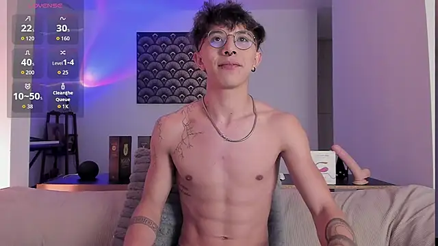 im  thomass online show from December 2025 02:19:01 AM