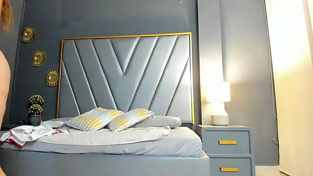 BrendaAdams  online show from November 2025 10:57:02 AM